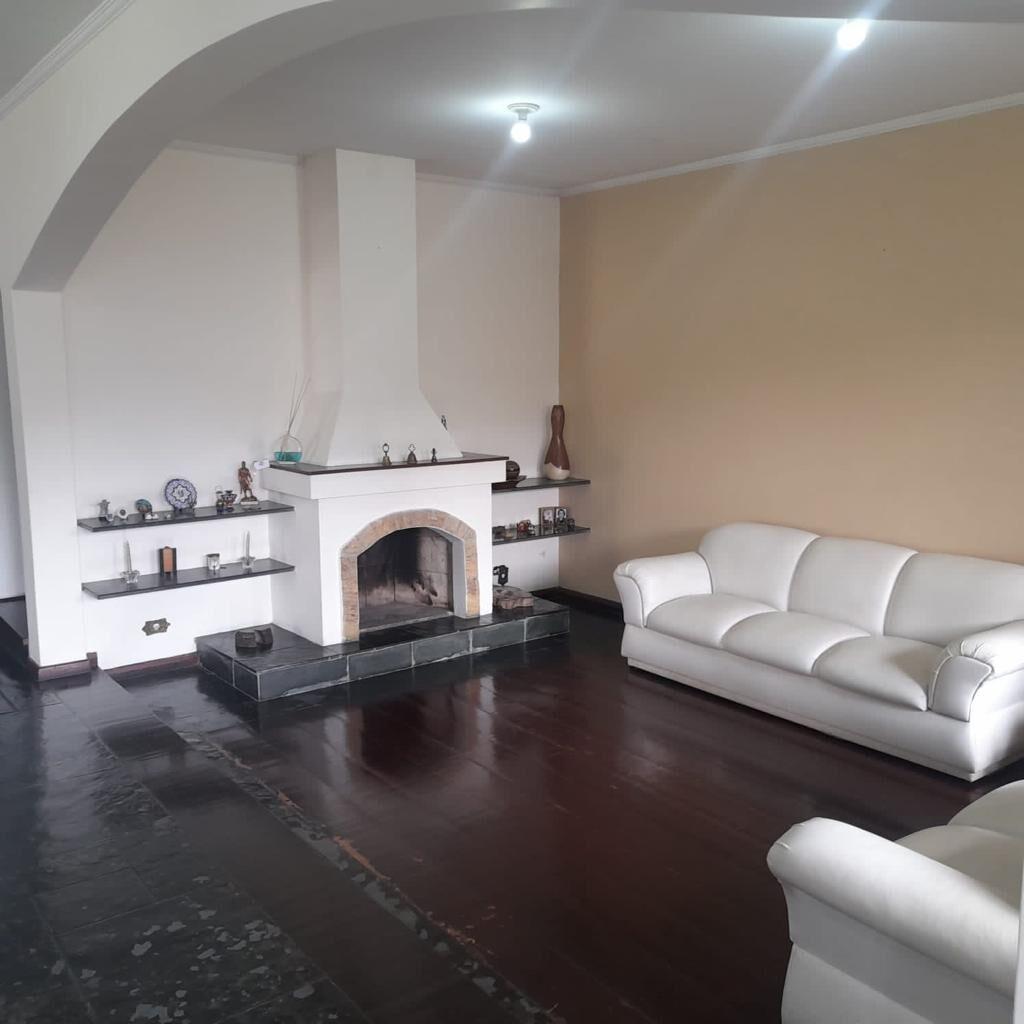 Sobrado para Venda em Guarulhos, Vila Galvão, 5 dormitórios, 2 suítes, 5 banheiros, 8 vagas - RC IMÓVEIS A VENDA