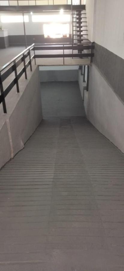 Salão Comercial para Venda em Guarulhos, Vila Galvão - RC IMÓVEIS A VENDA