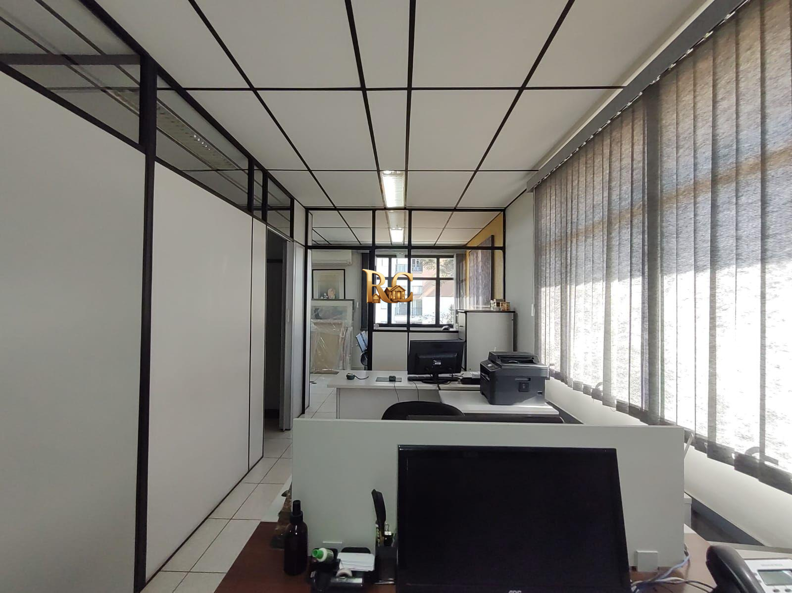 Sala Comercial para Venda em Guarulhos 1 vaga - RC IMÓVEIS A VENDA